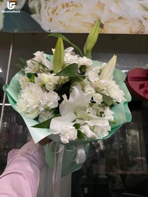 White Florist Photo Delivery Ukraine 13