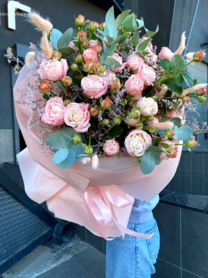 Pink Bouquet Photo Delivery Ukraine 1