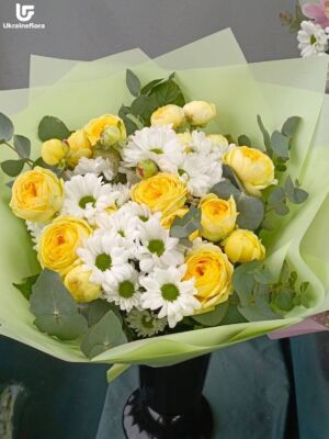 Yellow & White Photo Delivery Ukraine 6