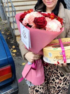 Красный и Розовый фото доставки Украина 5