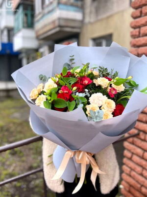 Delighted Florist Photo Delivery Ukraine 12