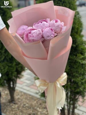 7 Peony Bouquet Delivery photo Ukraine 1